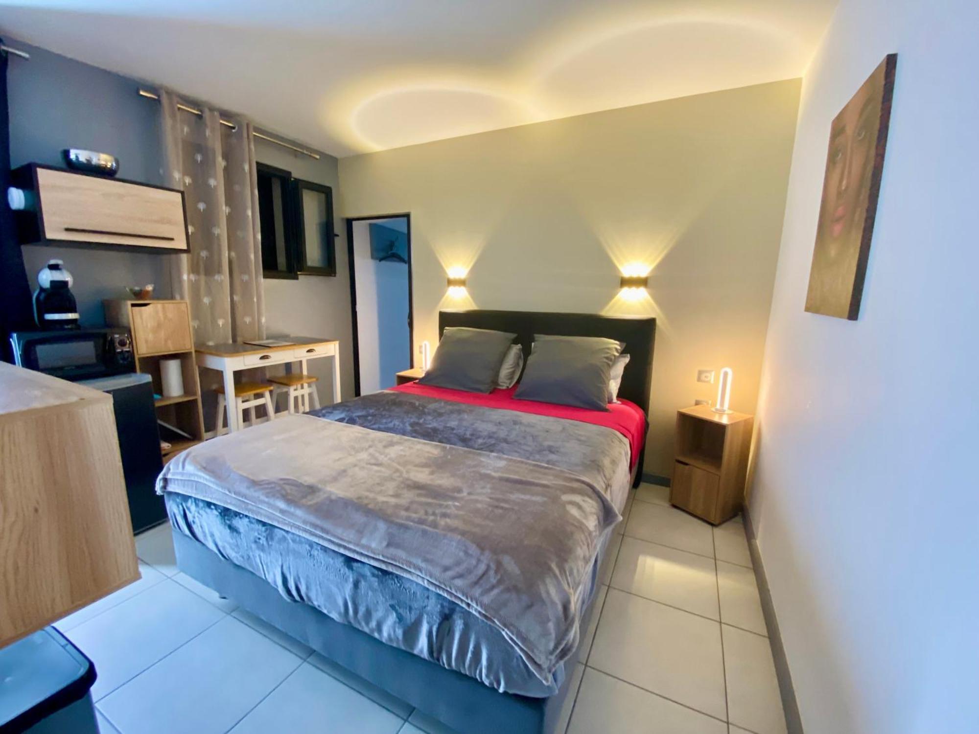 Hostal 170 Room 15 Service Appartement Le Tampon Buitenkant foto